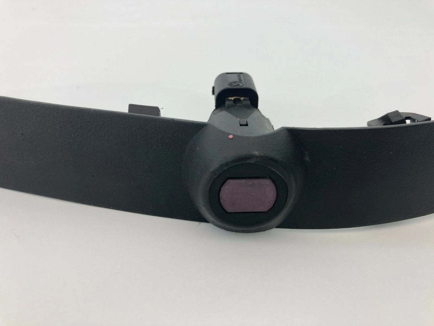 2000-2003 BMW X5 FRONT RIGHT BUMPER MOLDING TRIM PARKING SENSOR 8408386