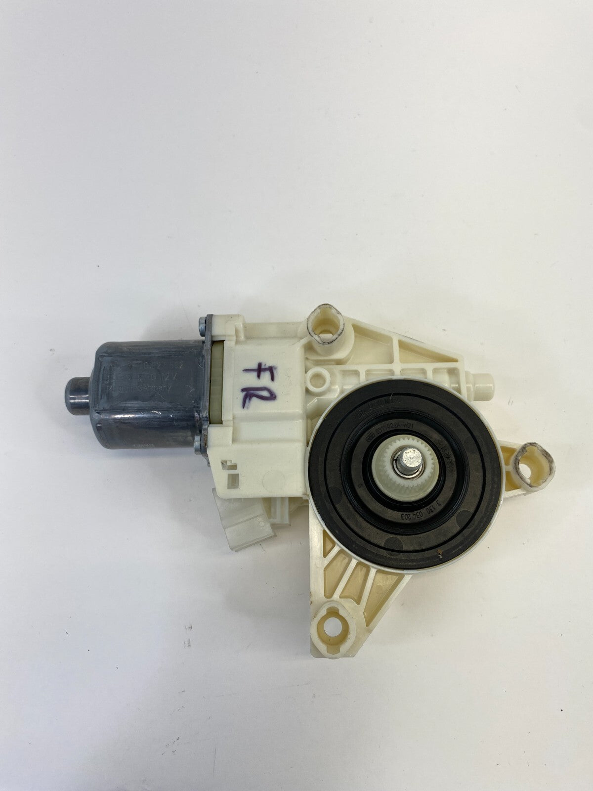 2006-2016 Mercedes-Benz E350 Front Right Door Power Window Motor 0130822502 OEM