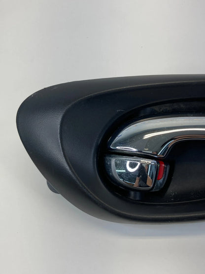 2002-2009 CHEVROLET TRAILBLAZER REAR RIGHT SIDE INTERIOR DOOR HANDLE 15214507