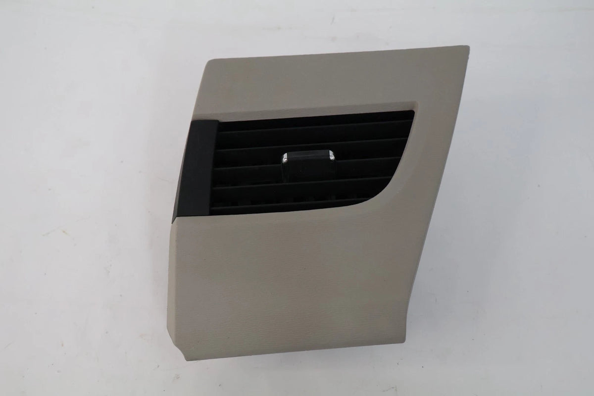 11-14 TOYOTA SIENNA DASH RIGHT A/C AIR VENT OUTLET DUCT W/ BEZEL 55680-08011 OEM