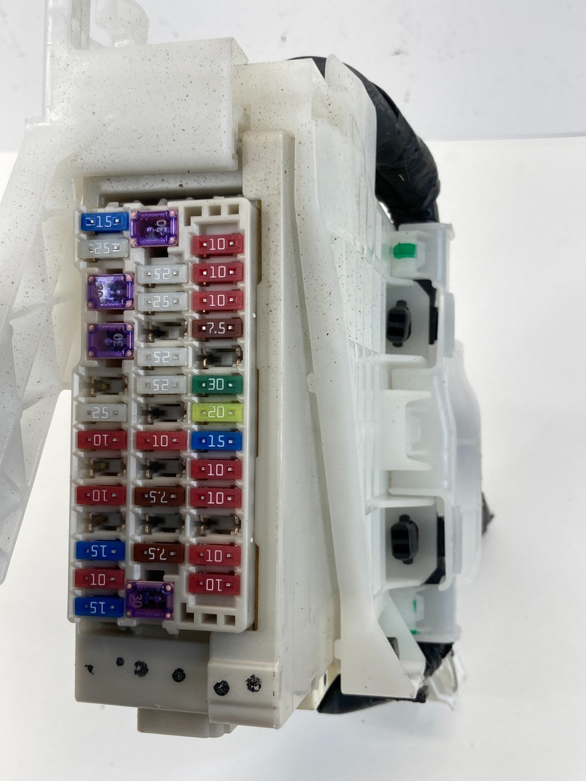 2010 Toyota Prius 1.8L AT Multiplex Network Body Control Module 89221-47120 OEM