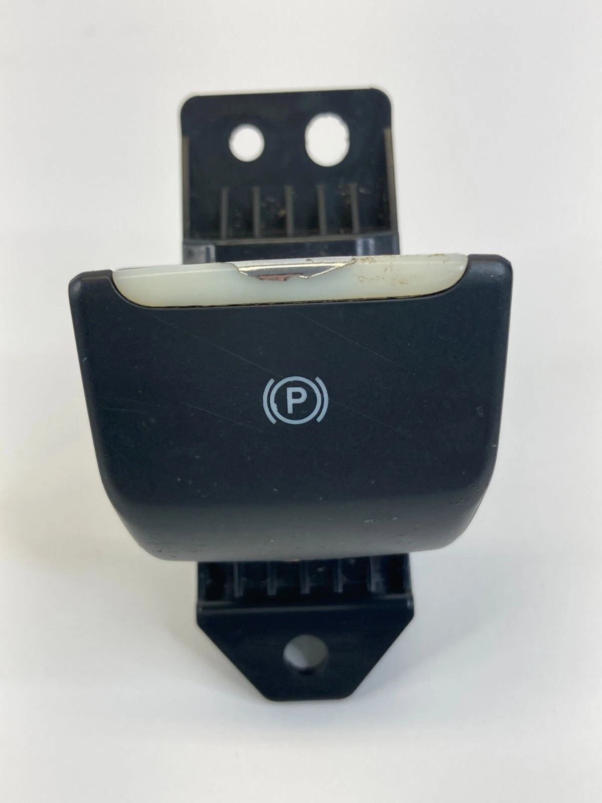 2017-2020 FORD FUSION PARKING BRAKE RELEASE HANDLE SWITCH GR2T-2B623-BAW OEM