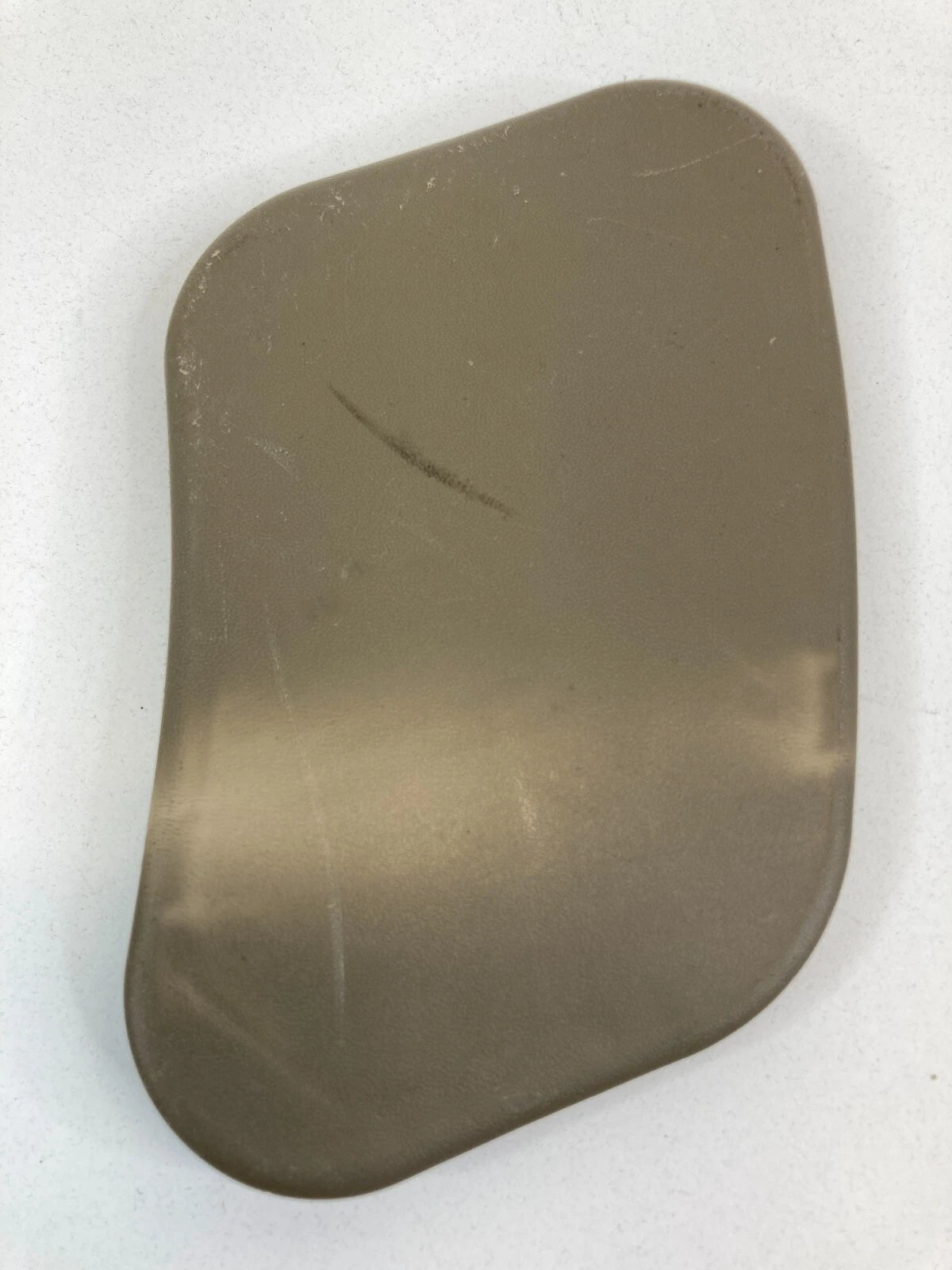 2000-2004 SUBARU OUTBACK REAR LEFT ACCESS TAILGATE LAMP CAP COVER 994067AE150