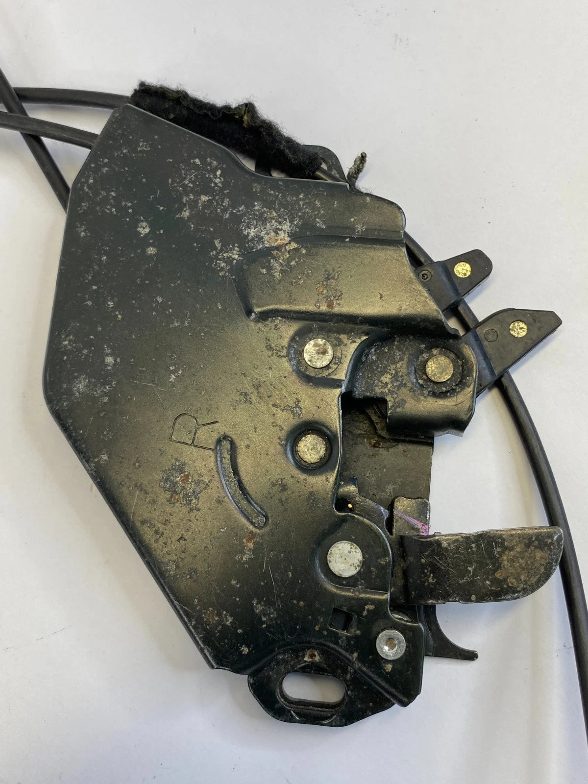 2004-2010 TOYOTA SIENNA REAR LEFT SLIDING DOOR LOCK MECHANISM ASSEMBLY OEM