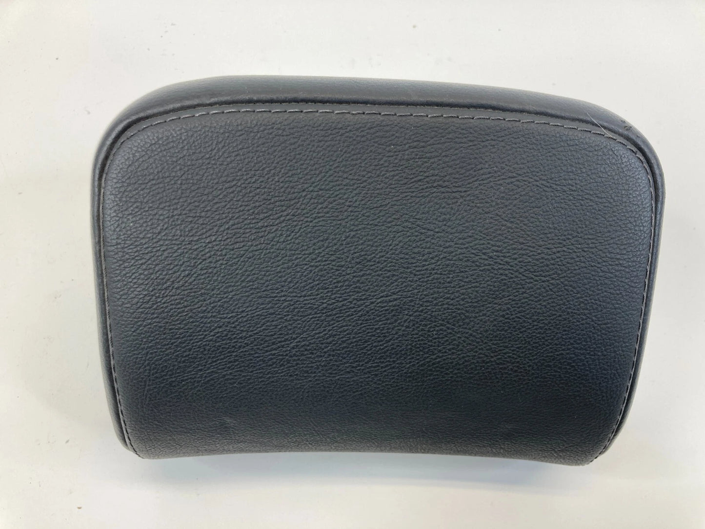 2006-2009 VOLKSWAGEN GTI REAR SECON ROW SEAT HEADREST CENTER HEAD REST HEADREST