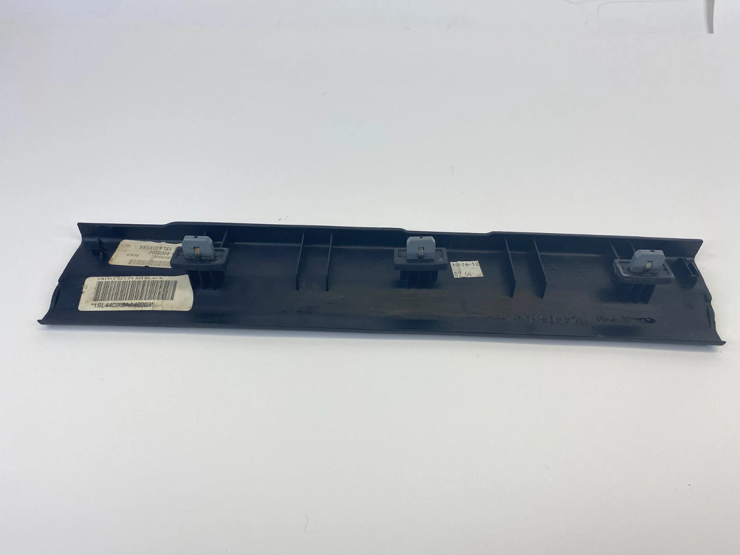 2011-2014 DODGE AVENGER FRONT RIGHT DOOR SCUFF PLATE COVER TRIM 1SL44DX9AA