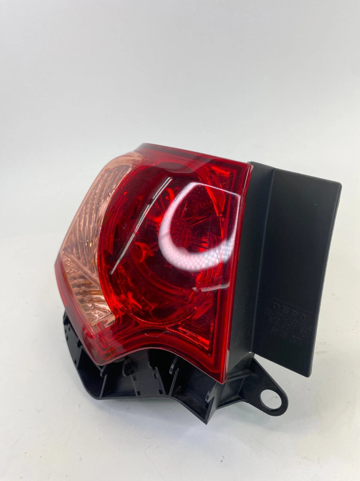 2011-2014 ACURA TSX REAR OUTER QUARTER LEFT DRIVER TAILLIGHT TAIL LIGHT LAMP