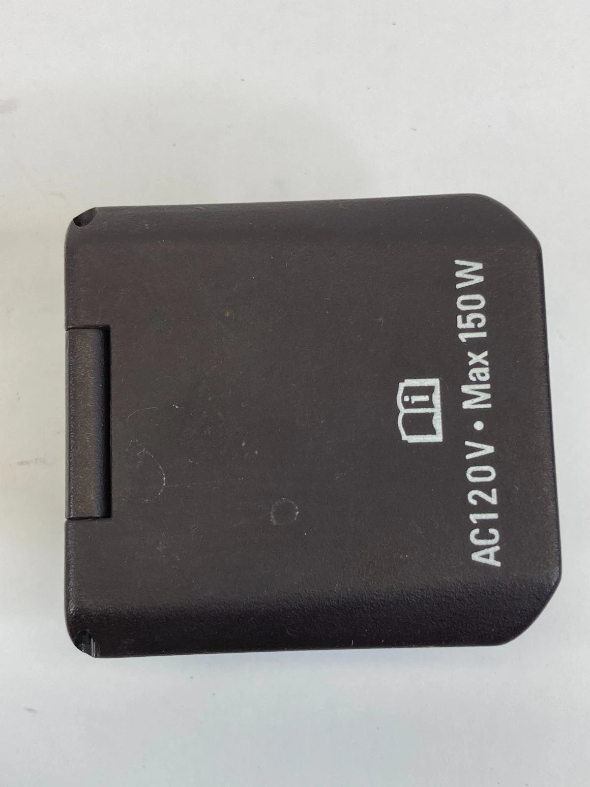 2011-2016 BUICK REGAL CENTER CONSOLE 120 VOLT POWER OUTLET RECEPTACLE 1333285