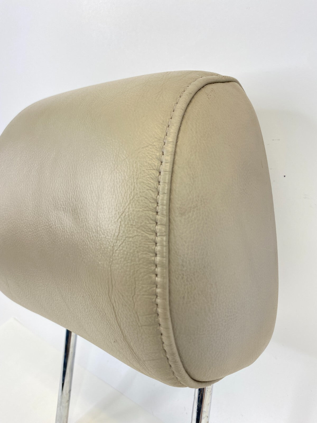 2007 2008 Toyota Solara Front Left Driver Side Seat Headrest Head Rest OEM