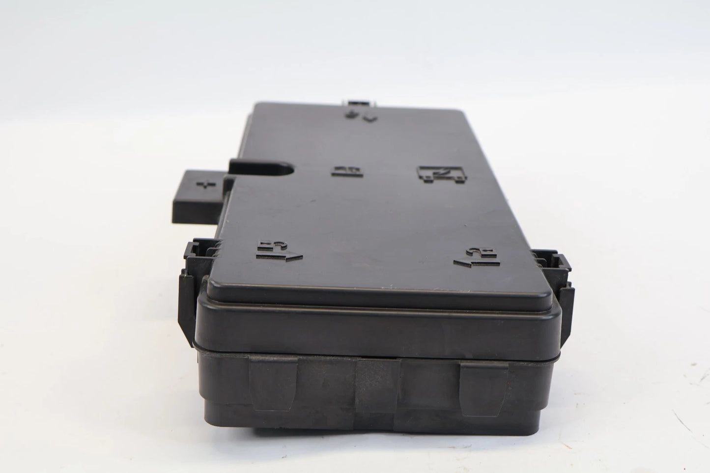 2020-2024 FORD EXPLORER ENGINE BAY FUSE BOX POWER DISTRIBUTION PANEL OEM FACTORY