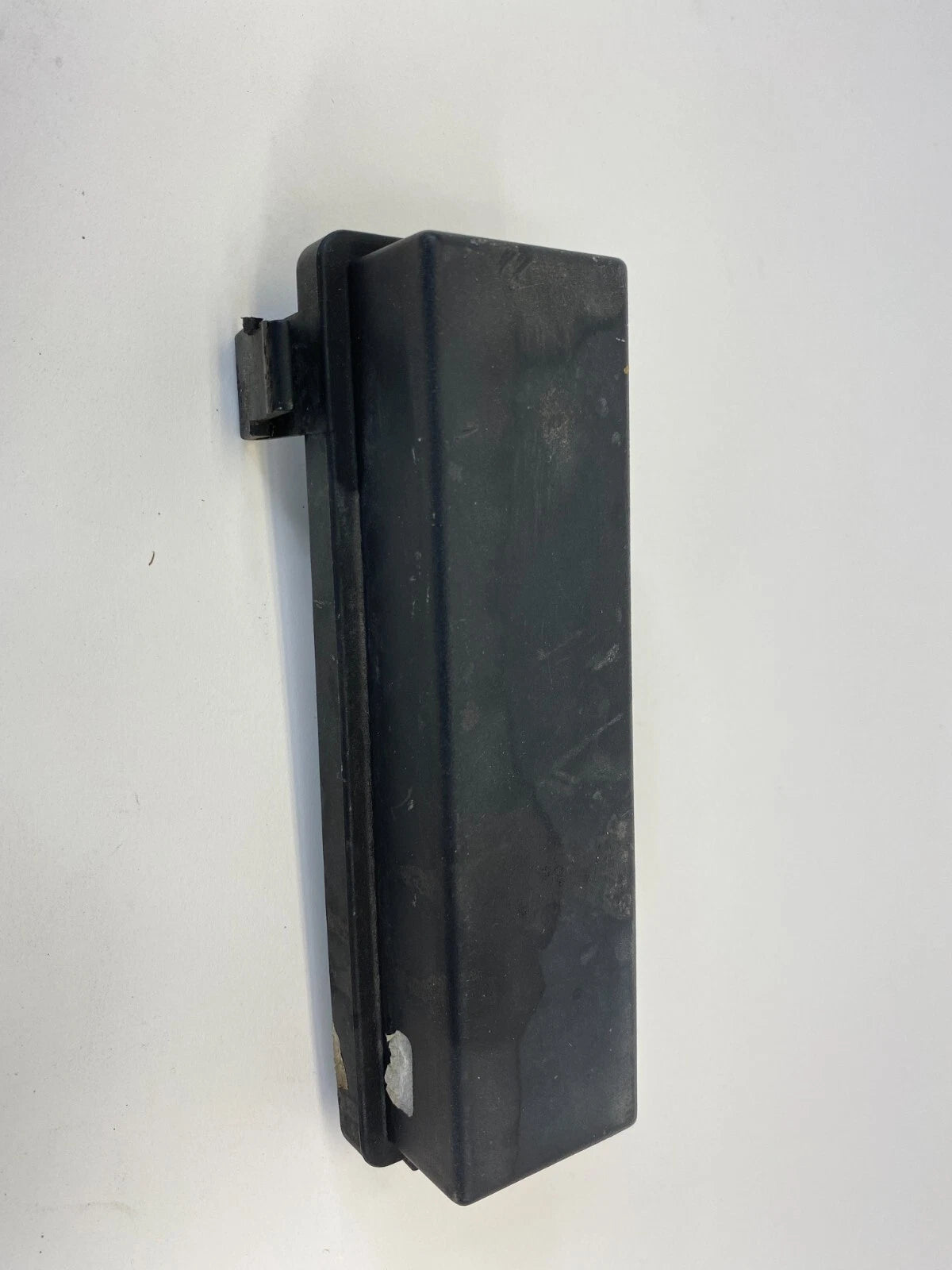 2003 04 05 06 07 08 09 10 2011 SAAB 9-3 FRONT FUSE RELAY BOX COVER CAP 12788776