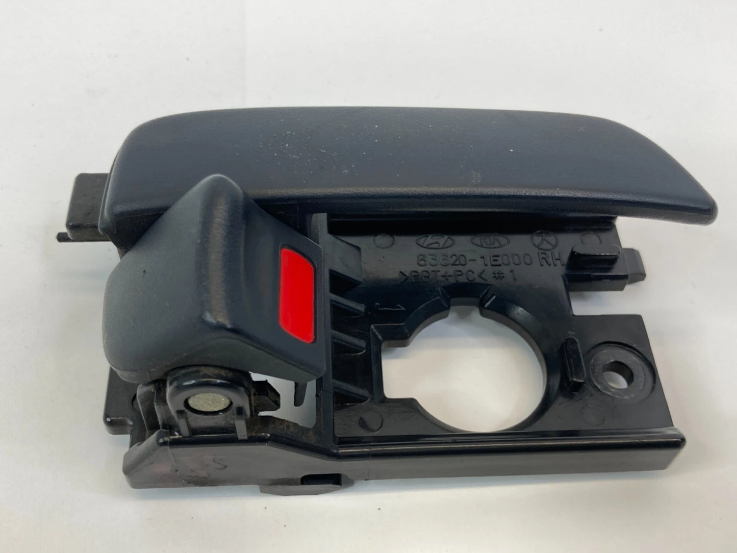 2006-2011 HYUNDAI ACCENT SEDAN REAR RIGHT INNER DOOR HANDLE 82620-1E000 OEM