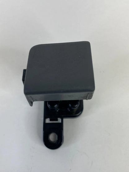 2010-2015 TOYOTA PRIUS GLOVE BOX COMPARTMENT LATCH LOCK RELEASE BUTTON OEM