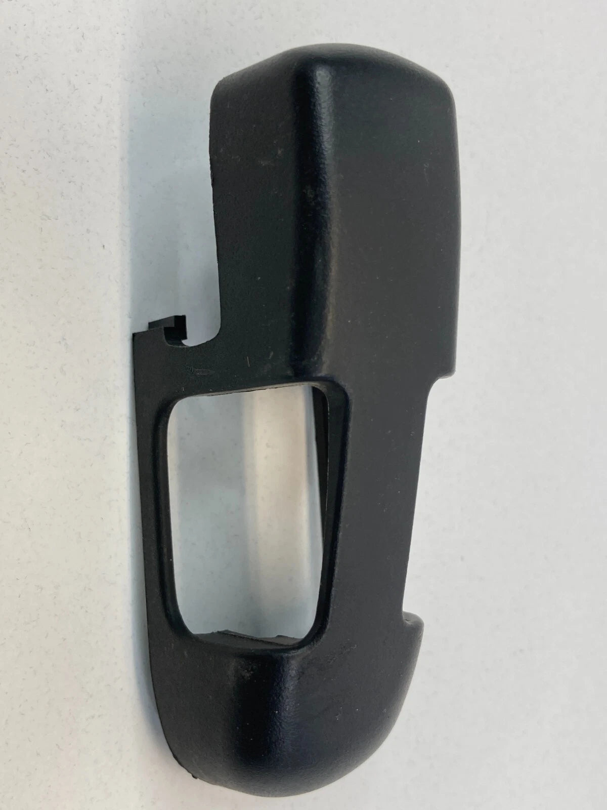 2006 PONTIAC TORRENT LEFT SEAT BELT HEIGHT ADJUSTER HANDLE BOLT ANCHOR COVER OEM
