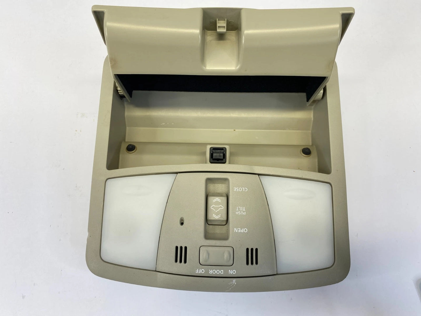 2009-2014 NISSAN MURANO OVERHEAD CONSOLE SUNROOF SWITCH MAP LIGHT OEM 26430JK060