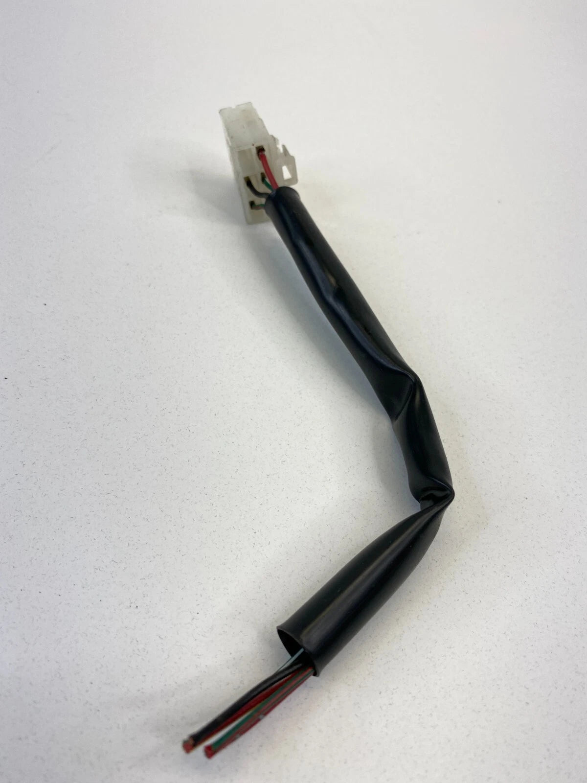 2003 03 CHEVROLET CHEVY TRACKER REAR LEFT TAIL LIGHT TAILLIGHT LAMP WIRE HARNESS