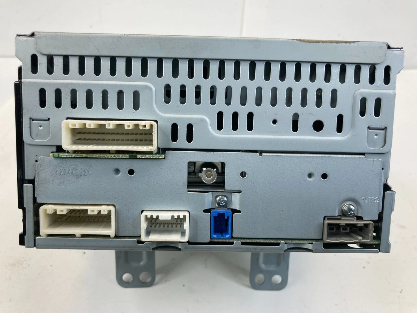 2014 2015 Nissan Rogue Select Radio AM/FM Receiver 6 CD Disc Player 28185-1VX2A