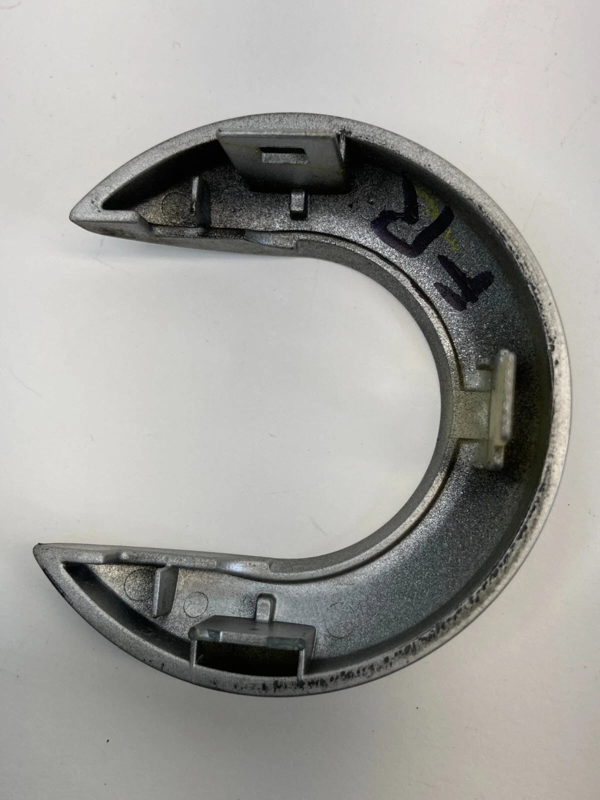 07-11 NISSAN VERSA FRONT RIGHT PASSENGER DOOR INTERIOR HANDLE TRIM BEZEL FR RH