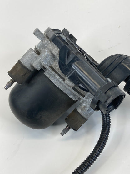 2013-2018 Chevrolet Sonic Secondary Air Injection Pump w/Bracket 55569076 OEM