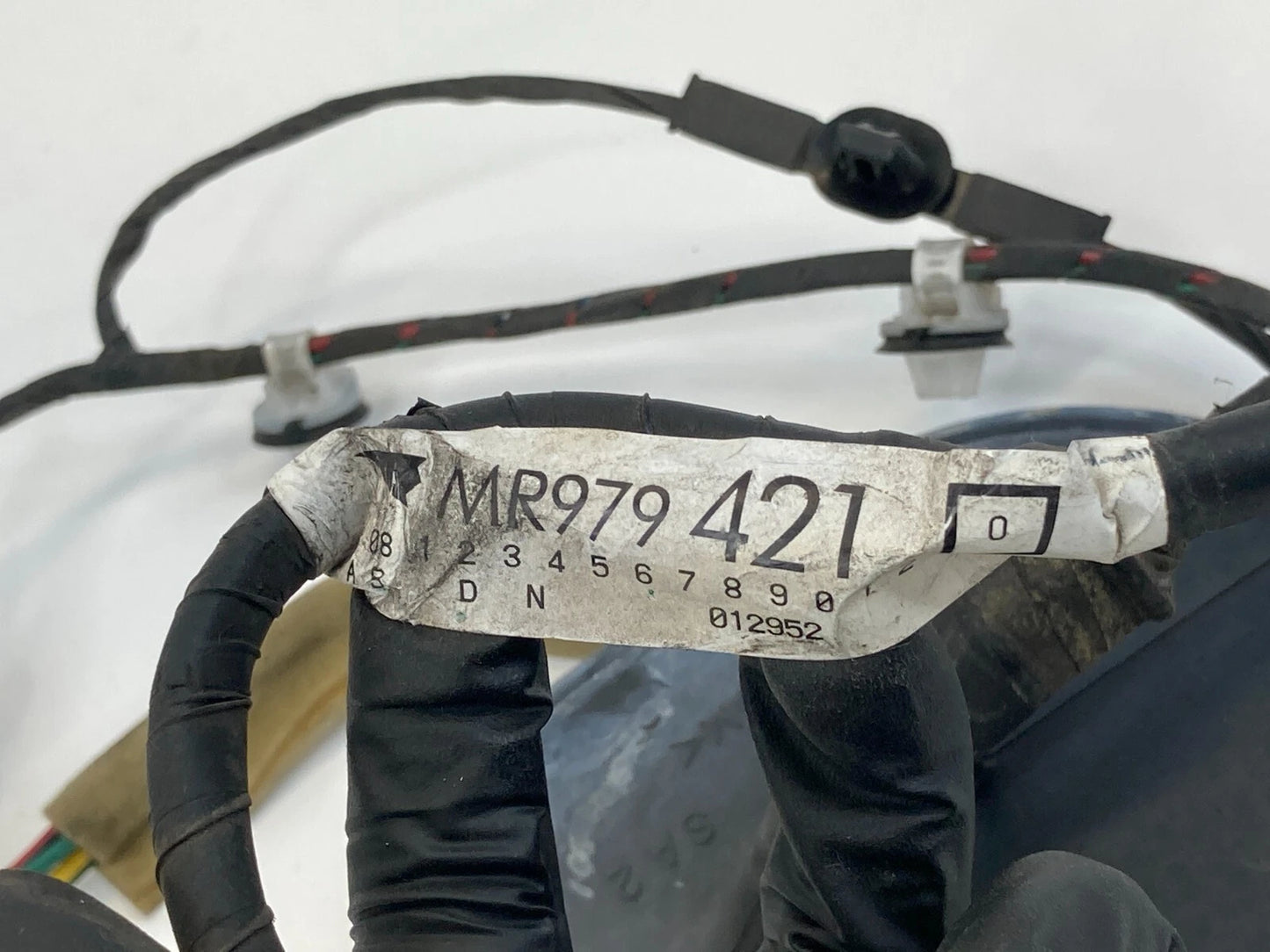 2004-2012 MITSUBISHI GALANT REAR RIGHT SIDE DOOR WIRE WIRING HARNESS MR979421