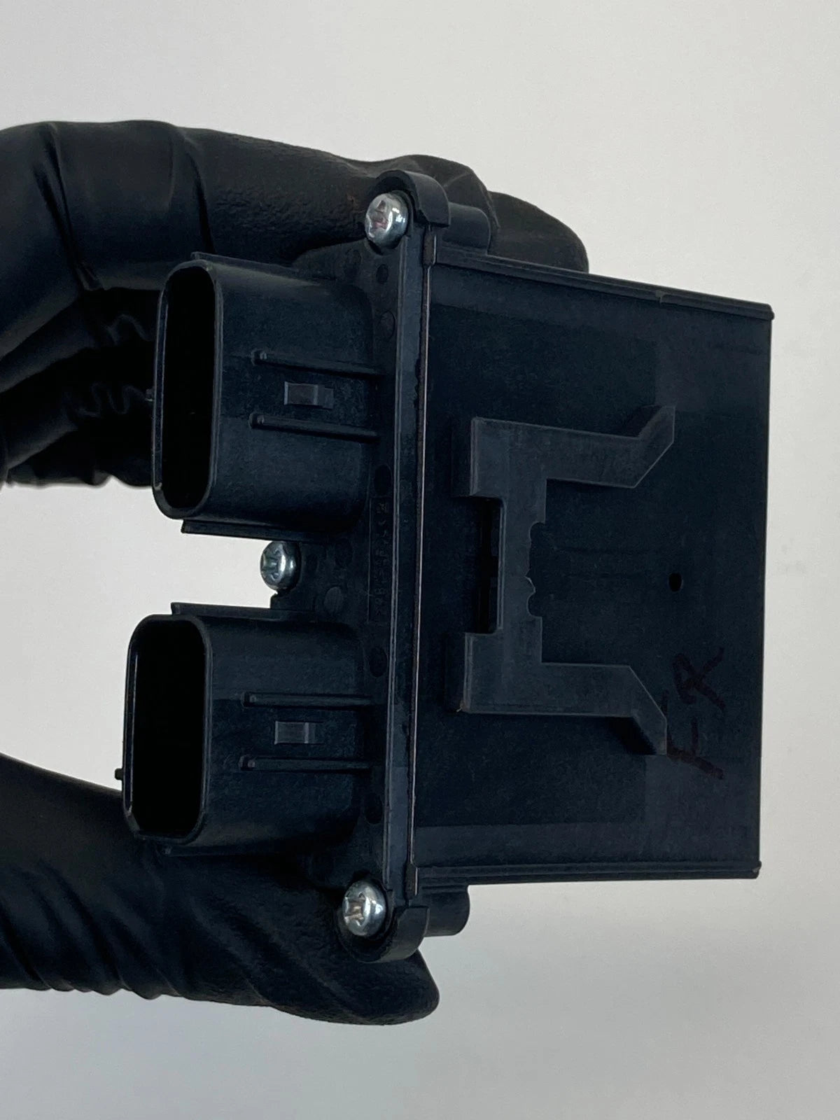 2004-2008 Nissan Maxima Front Seat Occupant Occupancy Module Sensor 89952-06011