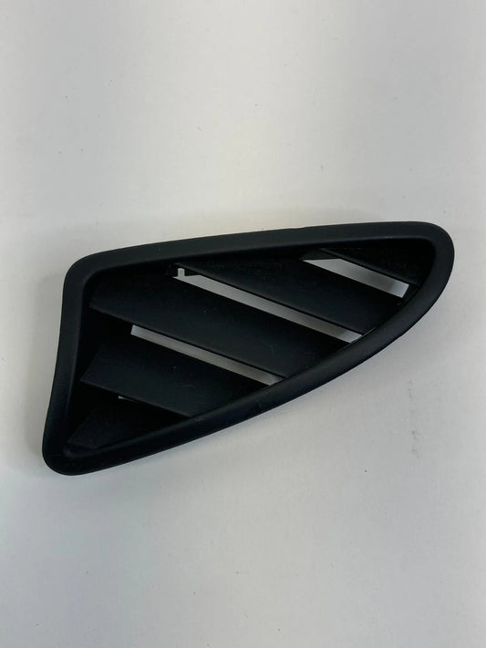 2009-2017 VOLKSWAGEN TIGUAN FRONT RIGHT SIDE DASH UPPER DEFROST AIR VENT GRILLE