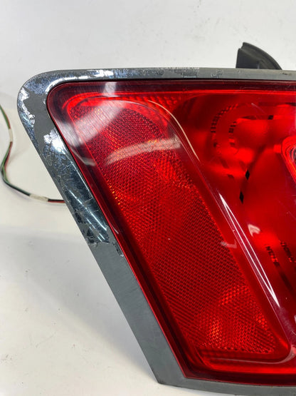 2010-2012 FORD TAURUS REAR LEFT DRIVER OUTER QUARTER TAIL LIGHT TAILLIGHT OEM