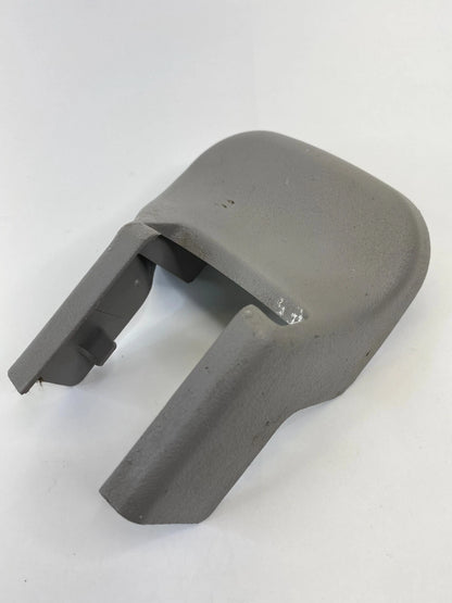 2001-2004 TOYOTA SEQUOIA FRONT SEAT RIGHT SIDE REAR TRACK END COVER 72137-0C160