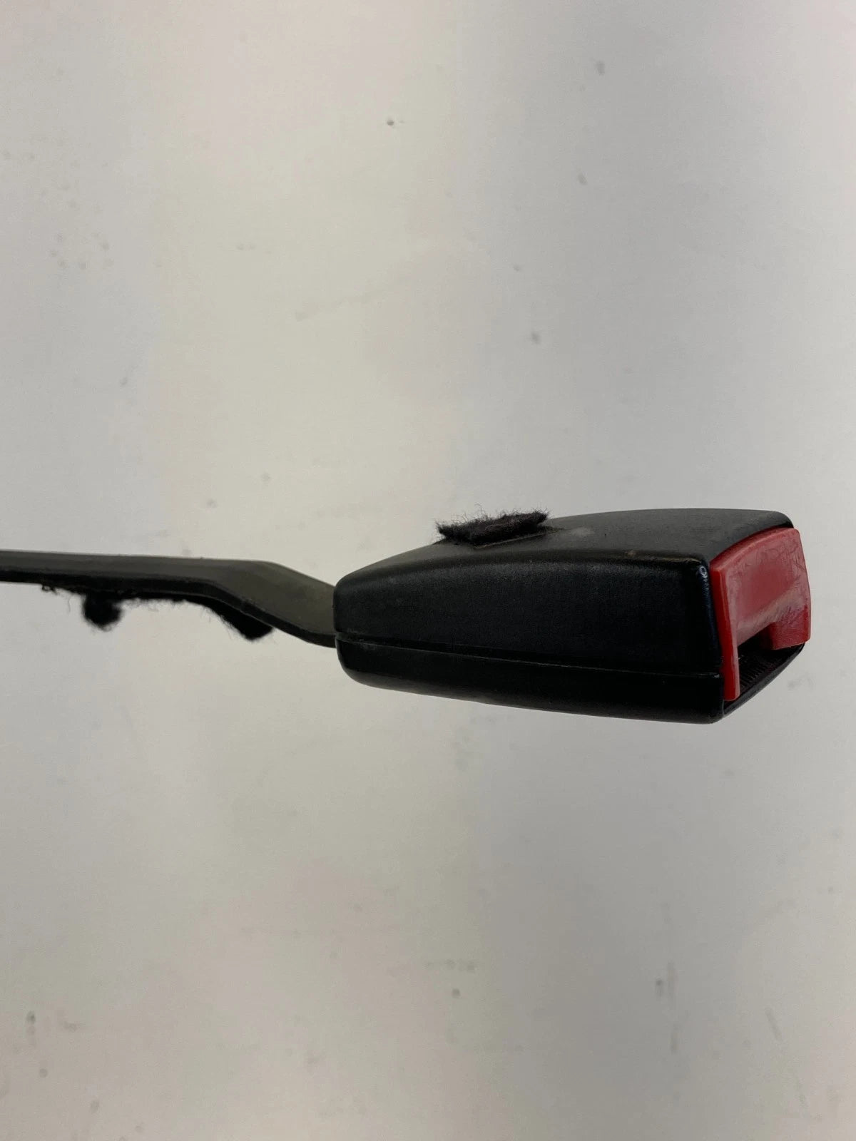 1998-2004 AUDI A6 QUATTRO FRONT LEFT SIDE SEAT BELT BUCKLE 4B0857755L OEM