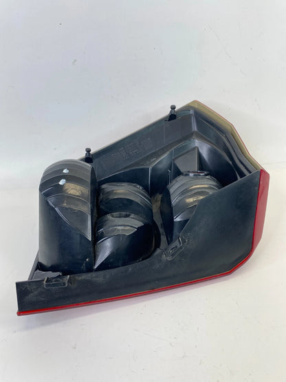 2008-2012 DODGE CALIBER REAR RIGHT PASSENGER SIDE TAIL LIGHT LAMP OEM