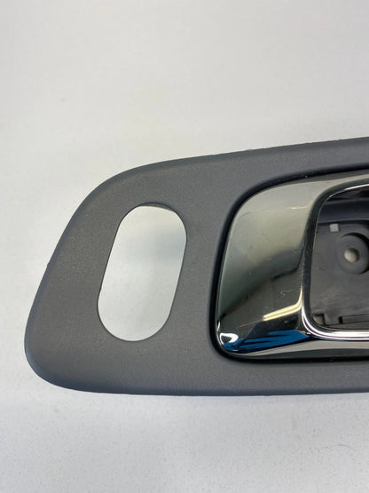 2003-2005 HONDA PILOT FRONT RIGHT PASSENGER SIDE INTERIOR INNER DOOR HANDLE S9VA