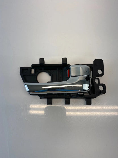 2010-2013 KIA FORTE REAR RIGHT INTERIOR INNER DOOR HANDLE ASSY 82620-1M000 OEM