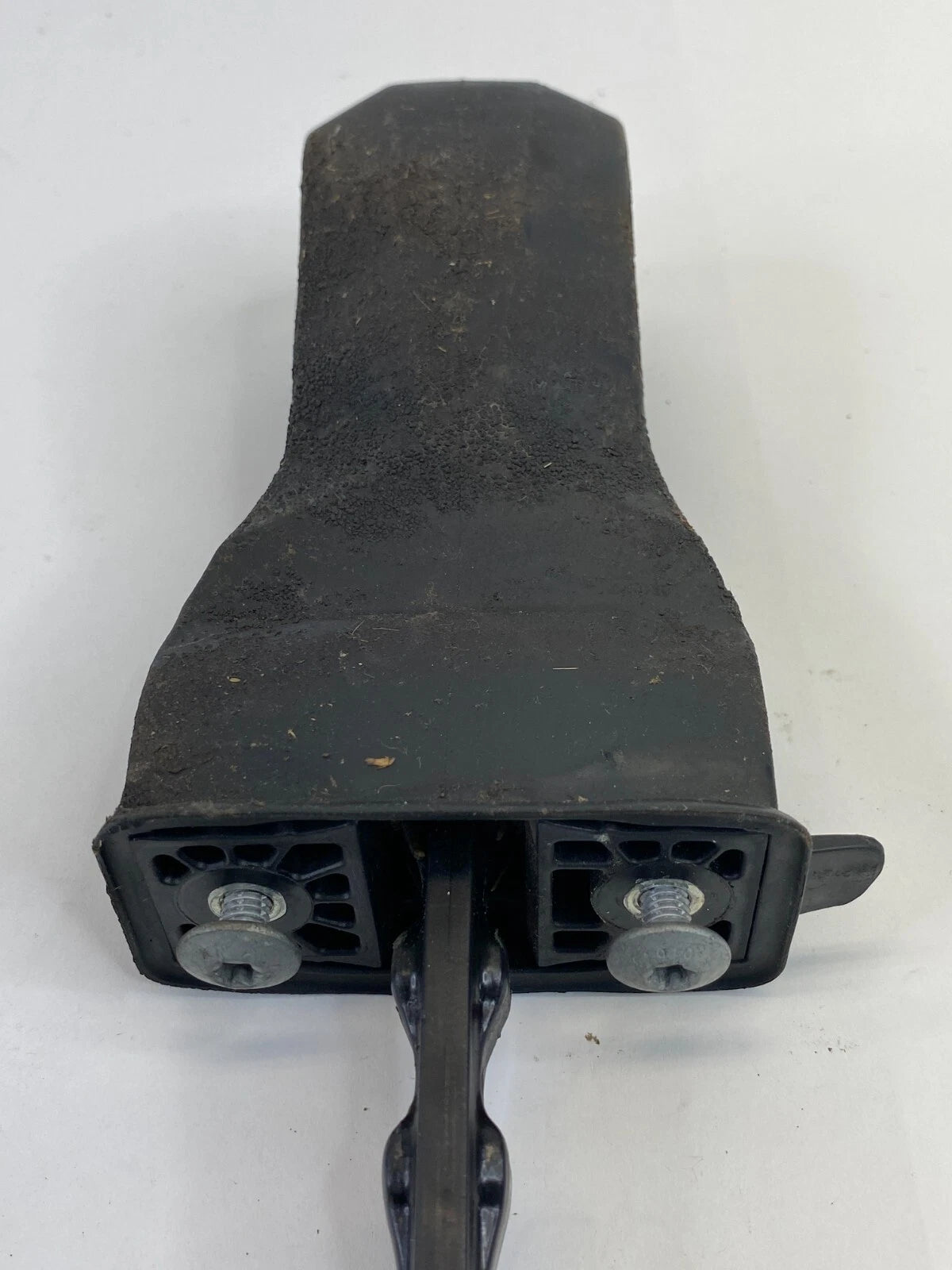 2012-2022 VOLKSWAGEN PASSAT REAR RIGHT DOOR CHECK STOP STOPPER DETENT