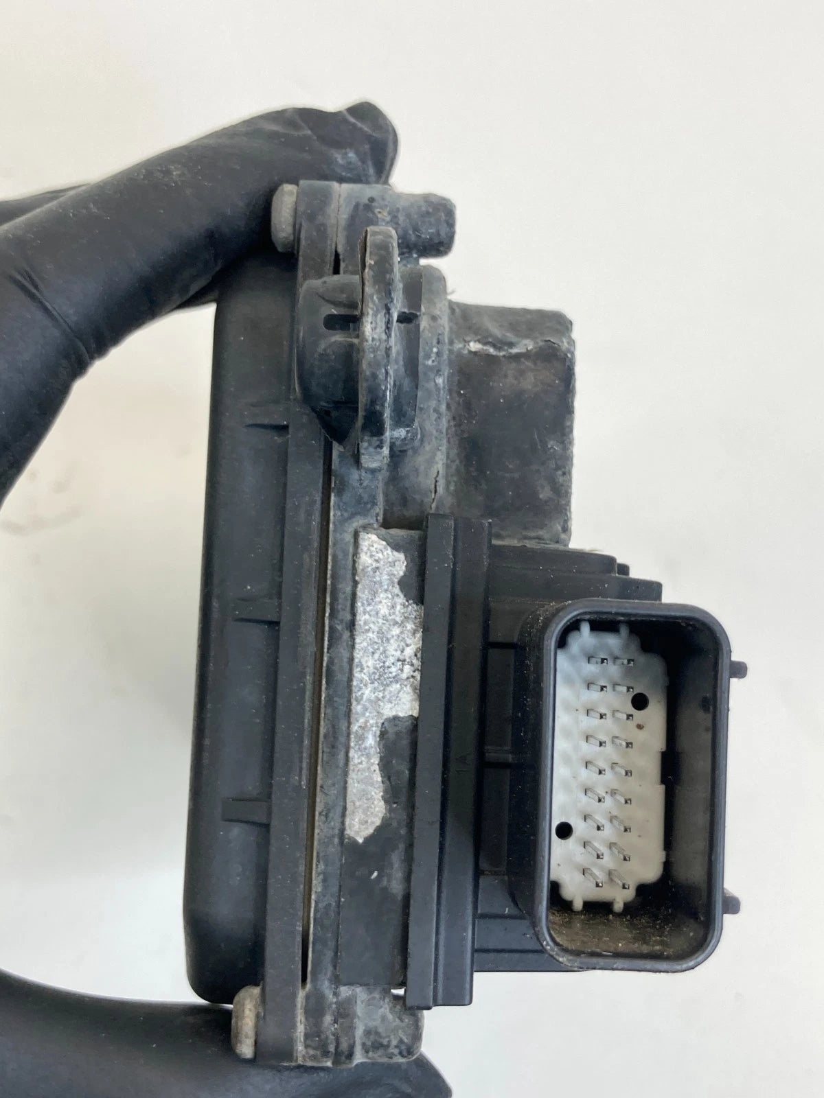 2010-2012 FORD TAURUS LINCOLN MKS MKT ADAPTIVE CRUISE CONTROL RADAR SENSOR OEM