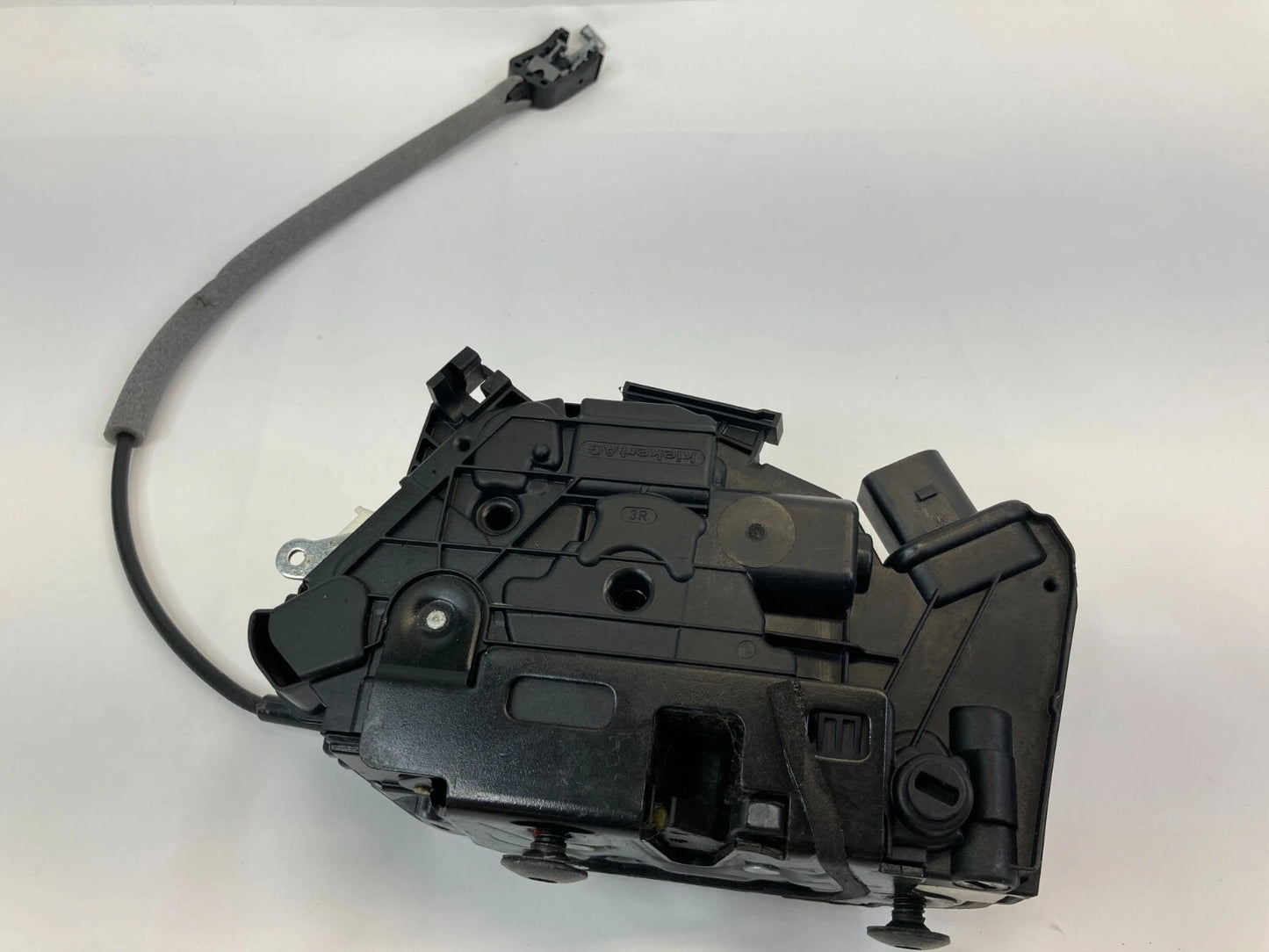 2009-2012 VOLKSWAGEN TIGUAN REAR RIGHT SIDE DOOR LOCK LATCH ACTUATOR 5N0839016E