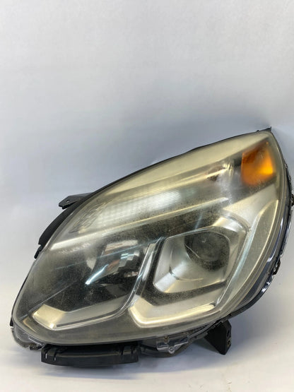 2016 2017 CHEVROLET EQUINOX FRONT LEFT DRIVER HEADLIGHT HEADLAMP HALOGEN OEM