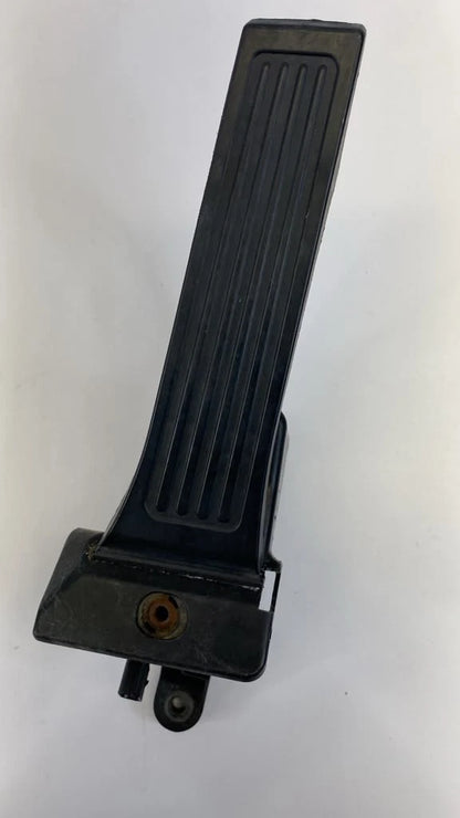 2013-2018 HYUNDAI SANTA FE SPORT GAS PEDAL ACCELERATOR SENSOR 32700-4Z000 OEM