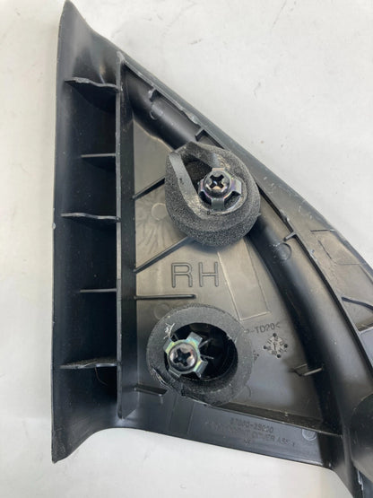 11-14 HYUNDAI SONATA SEDAN FR RIGHT INTERIOR DOOR MIRROR CORNER COVER 876603S000