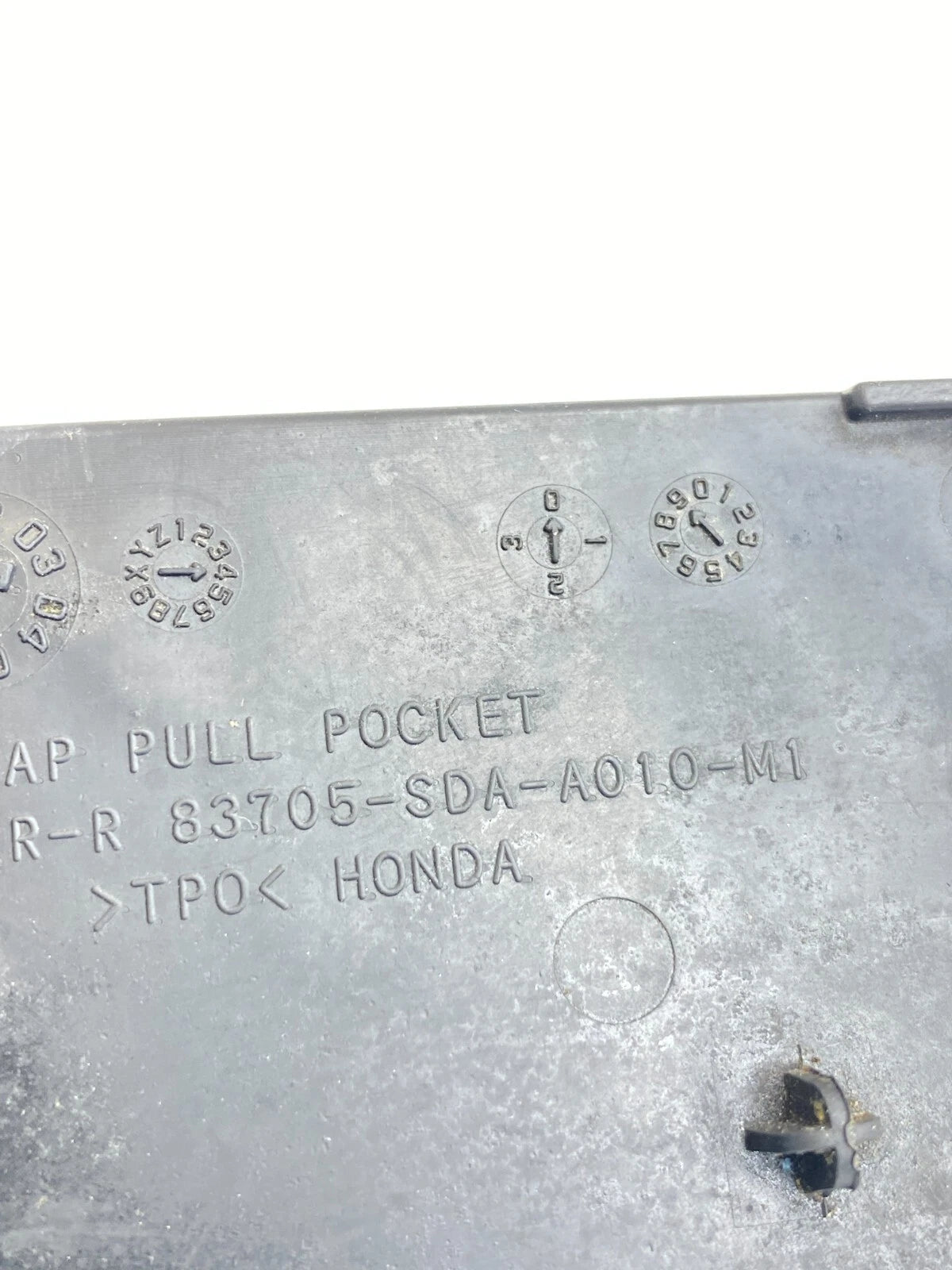 03-07 HONDA ACCORD REAR RIGHT DOOR POCKET INSERT RUBBER MAT 83705-SDA-A010-M1