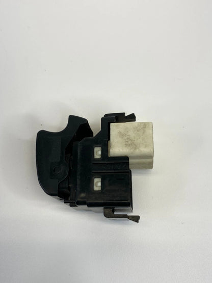2003-2008 TOYOTA COROLLA 4-DR FRONT RIGHT PASSENGER DOOR WINDOW BUTTON SWITCH