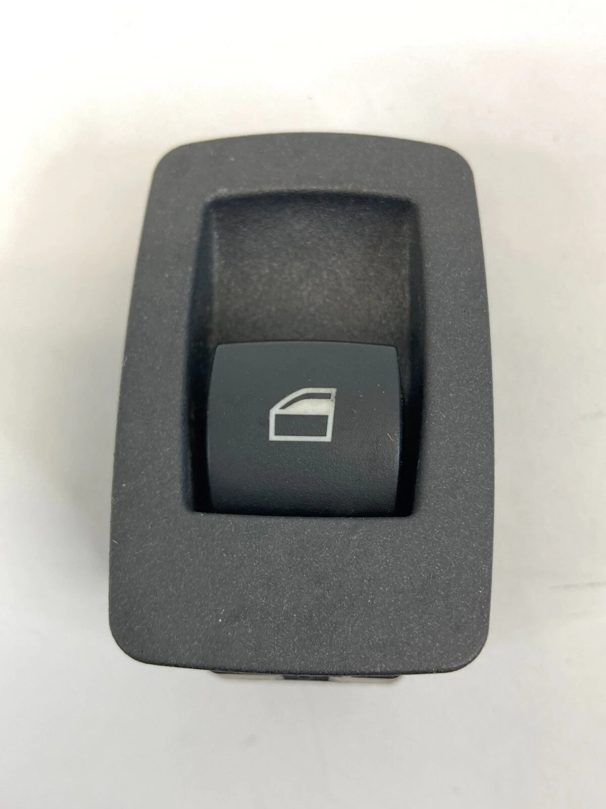 2004-2010 BMW X3 REAR RIGHT BACK DOOR POWER WINDOW CONTROL SWITCH 15939860 OEM