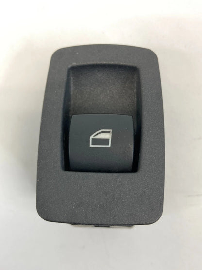 2004-2010 BMW X3 REAR RIGHT BACK DOOR POWER WINDOW CONTROL SWITCH 15939860 OEM