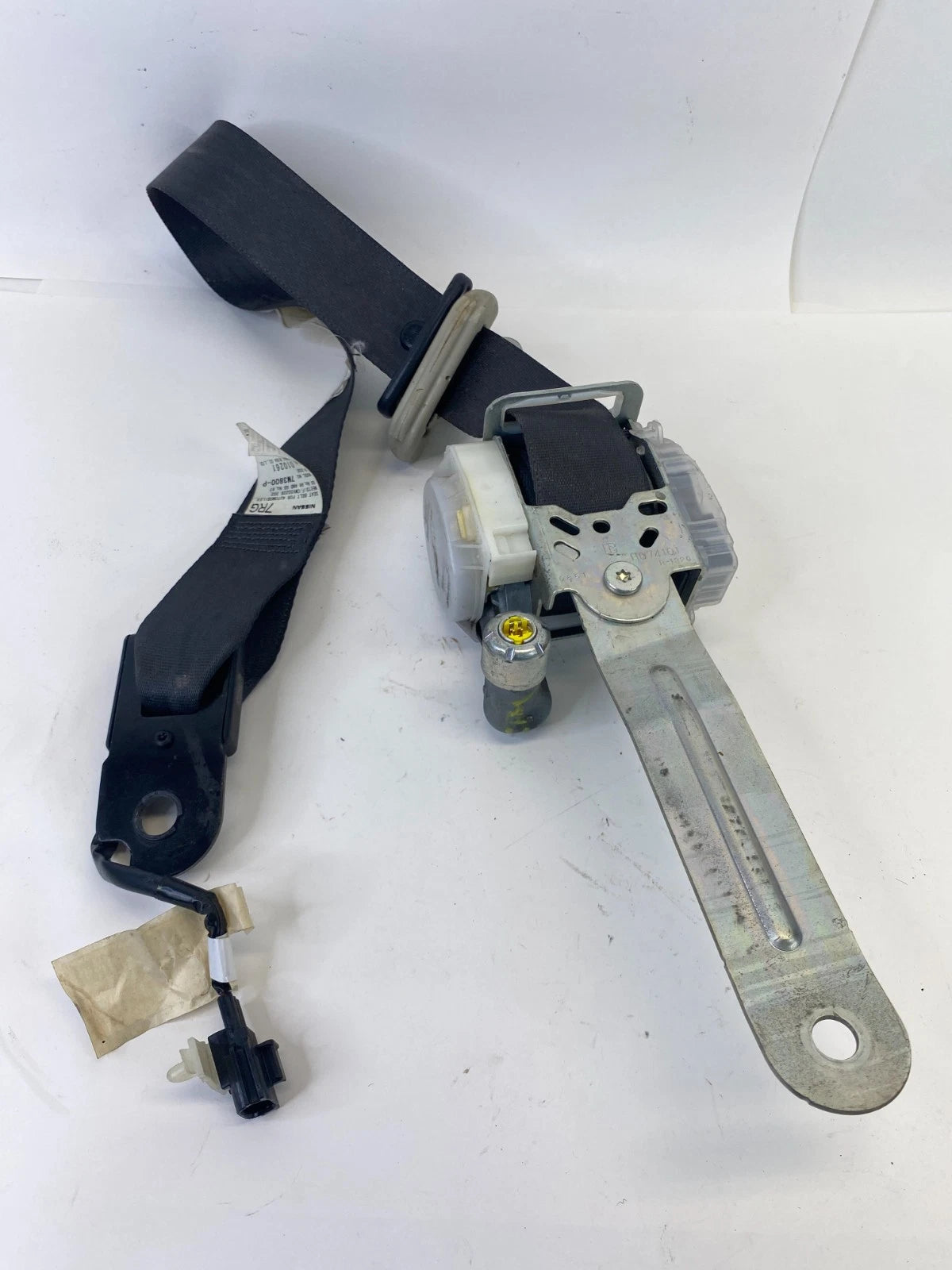 2005 2006 INFINITI G35 SEDAN FRONT RIGHT SIDE SEAT BELT RETRACTOR 7M3800-P OEM