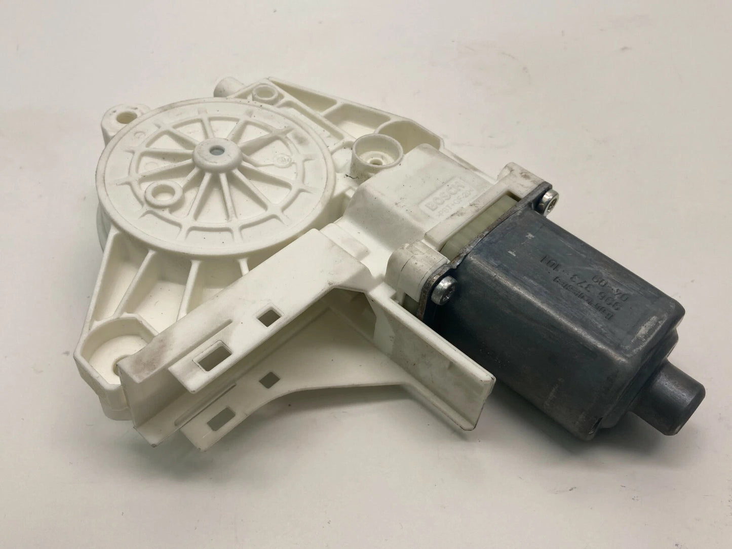 2005 2006 2007 FORD FREESTYLE REAR LEFT SIDE DOOR WINDOW MOTOR 0130822234 OEM