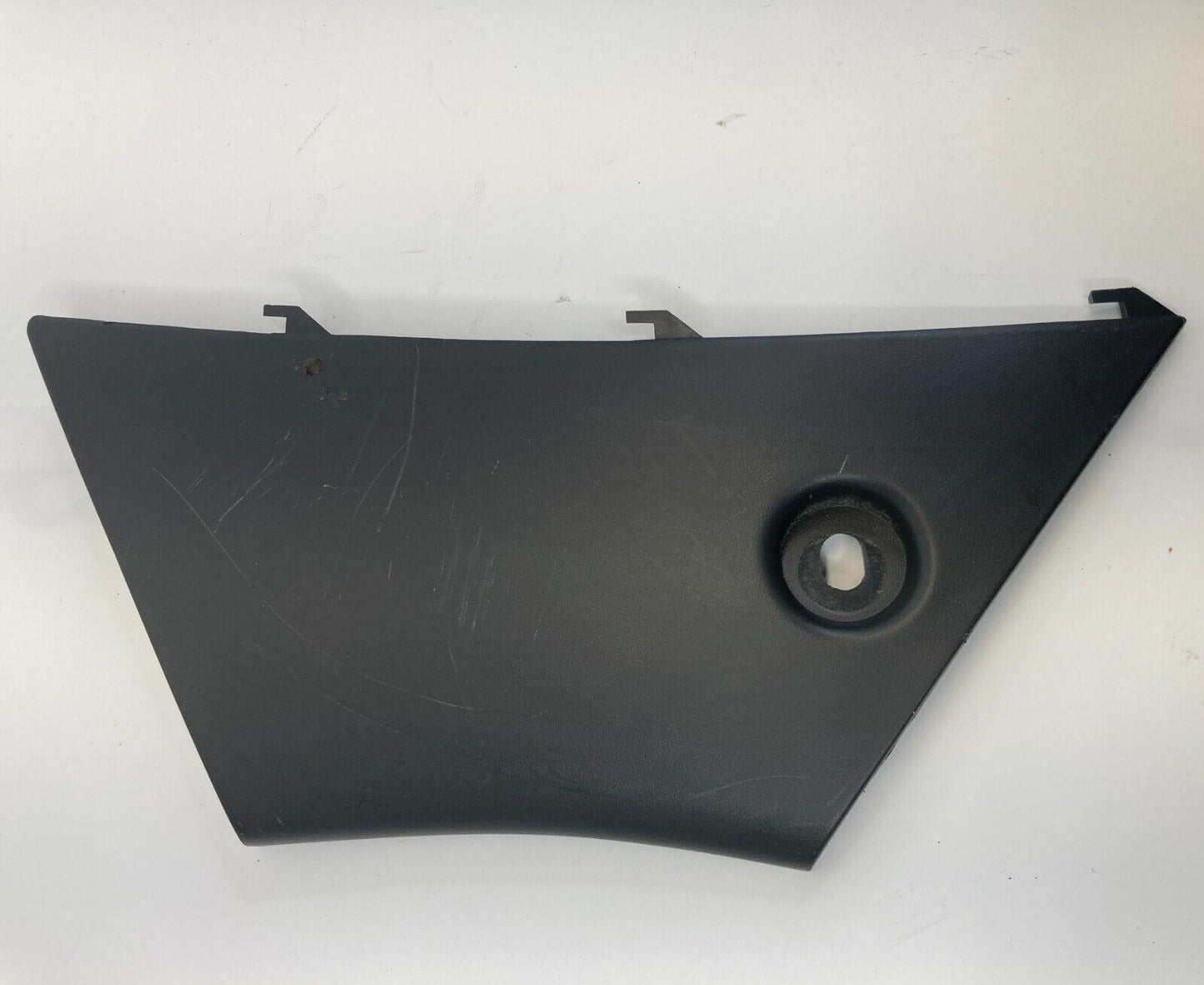 2000-2004 Mitsubishi Montero Sport Front Right Side Center Console Finish Cover