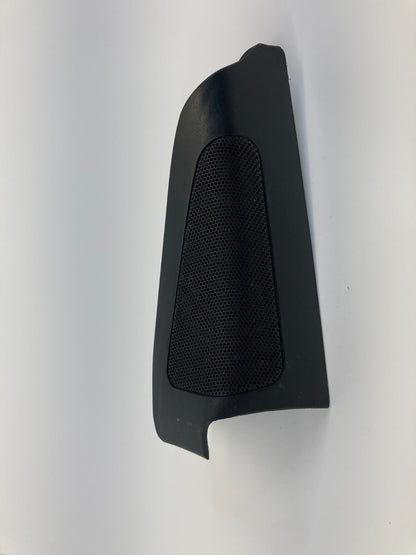 2004-2009 Toyota Prius Right Side Door Tweeter Speaker w/ Cover 67491-47020 OEM