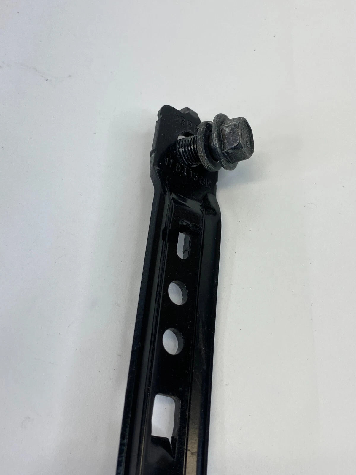 2011-2016 KIA FORTE FRONT LEFT DRIVER SIDE SEAT BELT HEIGHT ADJUSTER OEM