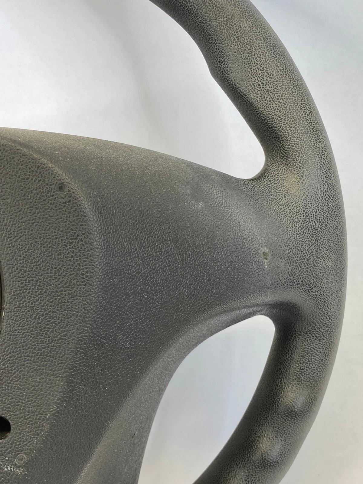 2010 2011 CHEVROLET EQUINOX BLACK STEERING WHEEL WITH AUDIO CRUISE OEM 22794386