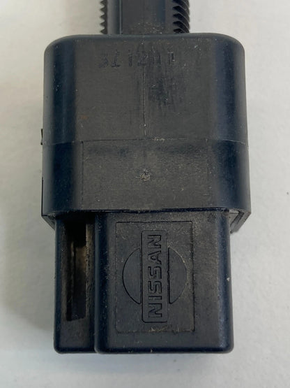 2012-2016 NISSAN JUKE 1.6L A/T BRAKE LIGHT STOP LAMP STOPLAMP SWITCH BUTTON OEM