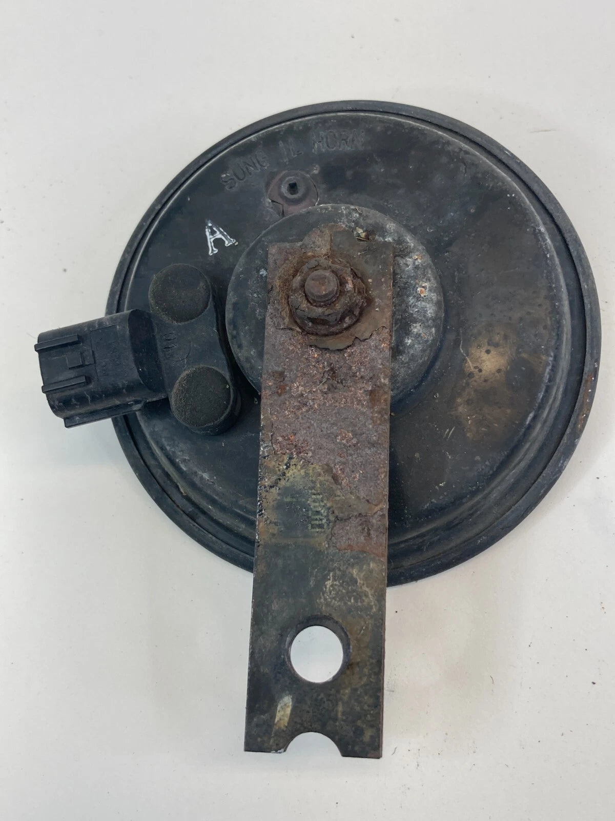 2006-2010 HYUNDAI ELANTRA SEDAN HORN SIREN ALARM PITCH TONE NOTE E428R000033 OEM